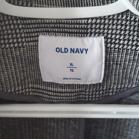 Blazer - Picture 2 of 2